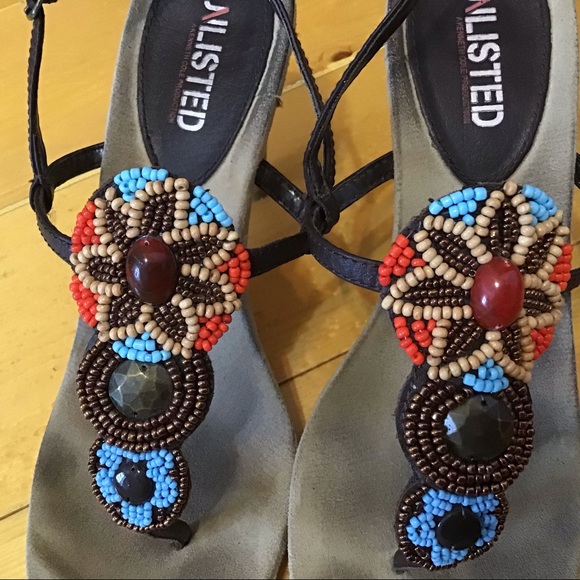 Kenneth Cole Beaded Thong Sandals - Picture 2 of 8